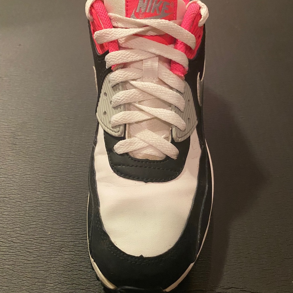 Nike Air Max youth 6 1/2